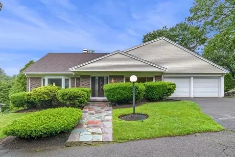 35 Parsons Dr, Swampscott, MA 01907