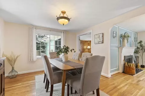 332 West St, Reading, MA 01867 photo 11