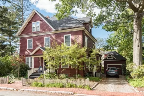 5 W Bellevue Ave, Cambridge, MA 02140