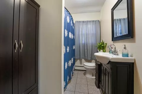 10 Wayne St, Fall River, MA 02721 photo 16