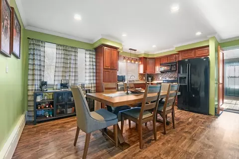 10 Wayne St, Fall River, MA 02721 photo 8