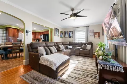 10 Wayne St, Fall River, MA 02721 photo 13