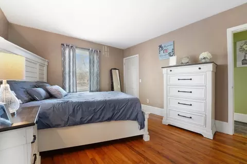10 Wayne St, Fall River, MA 02721 photo 14