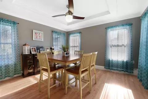 10 Wayne St, Fall River, MA 02721 photo 6
