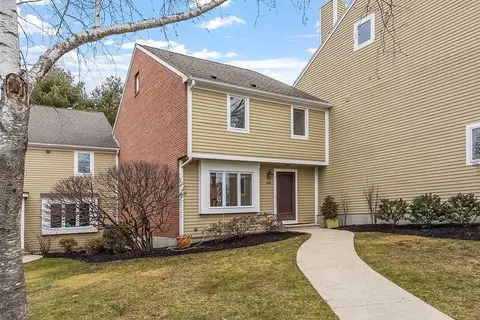 405 Lewis O Gray Dr #405, Saugus, MA 01906