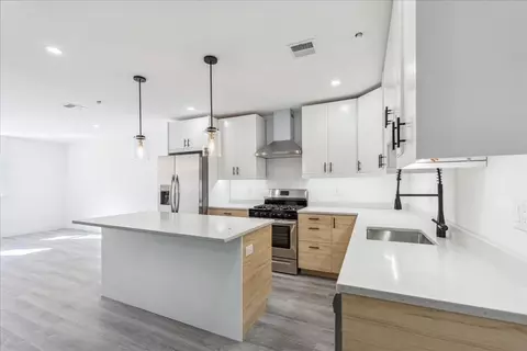 304 Sumner St # -2, Boston, MA 02128