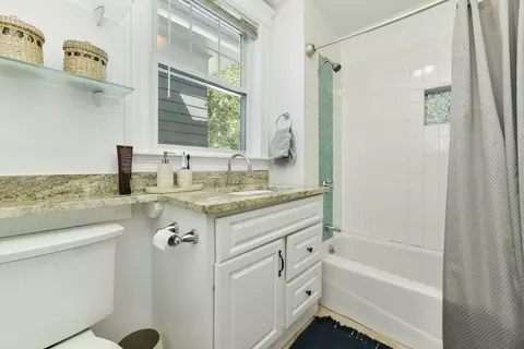 131 Bartlett Rd, Winthrop, MA 02152 photo 23
