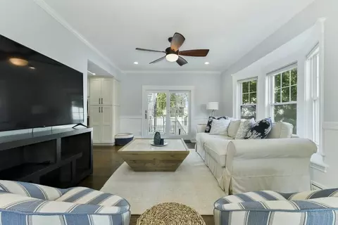131 Bartlett Rd, Winthrop, MA 02152 photo 5