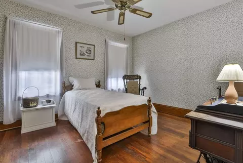 20 Everett St, Boston, MA 02122 photo 38
