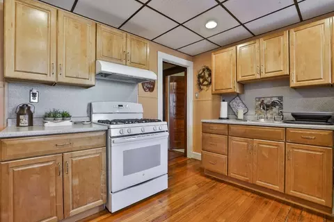 20 Everett St, Boston, MA 02122 photo 14