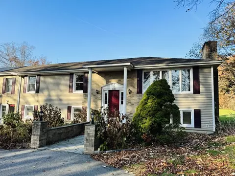 1630 Meridian St, Fall River, MA 02720 photo 9