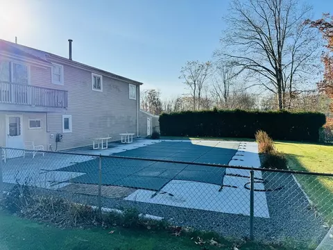 1630 Meridian St, Fall River, MA 02720 photo 8