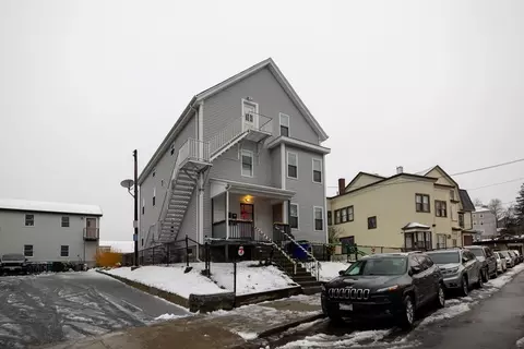 140 Pearce St, Fall River, MA 02720 photo 2
