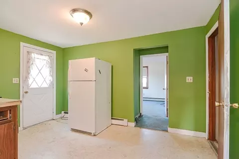 29 Union St, Millis, MA 02054 photo 10