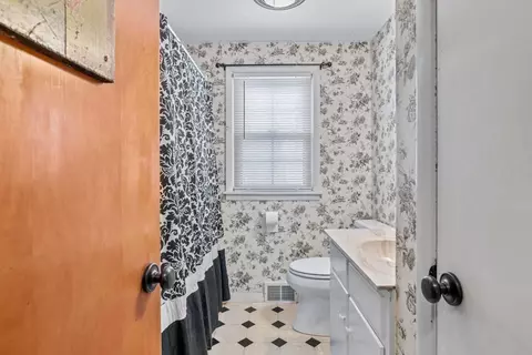 64 Timothy Cir, Springfield, MA 01119 photo 19