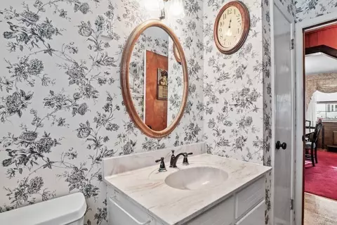 64 Timothy Cir, Springfield, MA 01119 photo 20