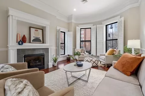 692 Tremont St #3, Boston, MA 02118