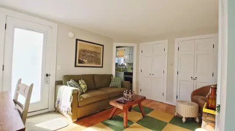 15 Cottage St #3, Provincetown, MA 02657