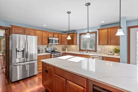 277 Sawyer Rd, Bolton, MA 01740