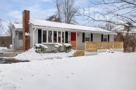 63 Pommogussett Rd, Rutland, MA 01543