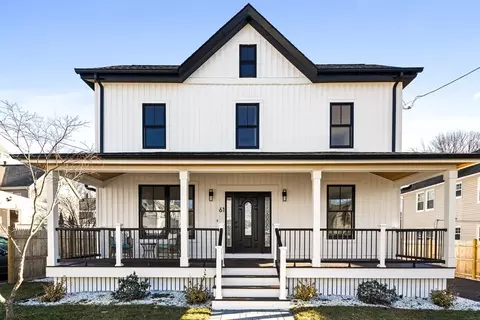 61 Tappan St, Melrose, MA 02176