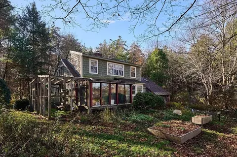 42 Cushman Rd, Leverett, MA 01054 photo 2