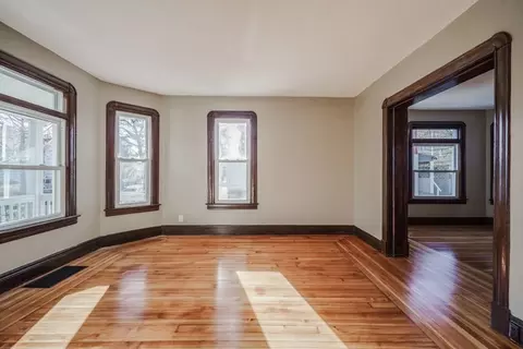 64 Colonial Ave, Springfield, MA 01109 photo 7