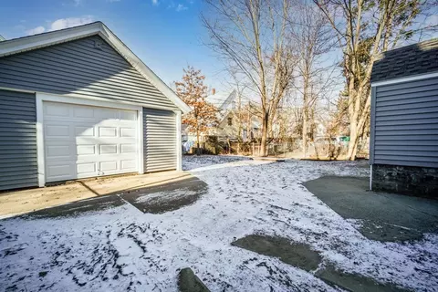64 Colonial Ave, Springfield, MA 01109 photo 26