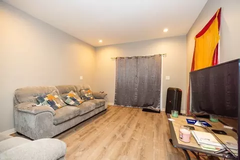 34 Leyfred Ter, Springfield, MA 01108 photo 6