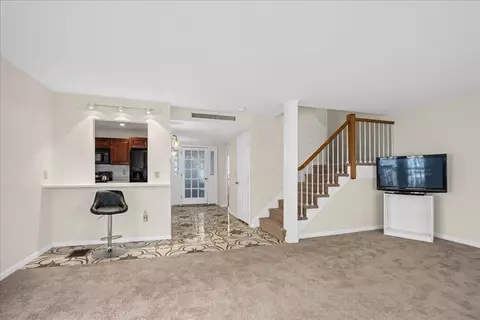 17 Blithewood Ter, Worcester, MA 01604 photo 12