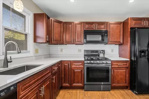 17 Blithewood Ter, Worcester, MA 01604 photo 6