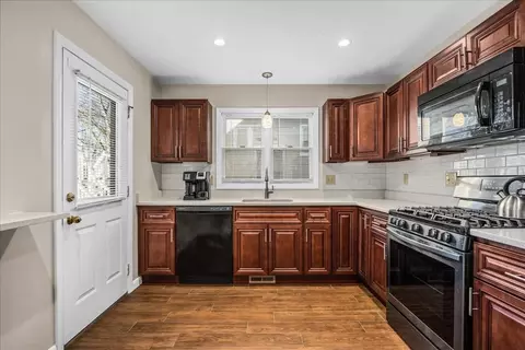 17 Blithewood Ter, Worcester, MA 01604 photo 8