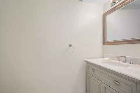 17 Blithewood Ter, Worcester, MA 01604 photo 27
