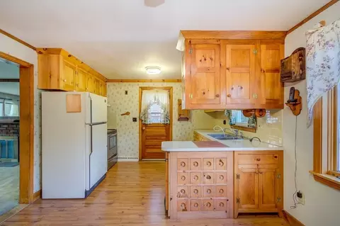 97 Plain St, Mansfield, MA 02048 photo 8
