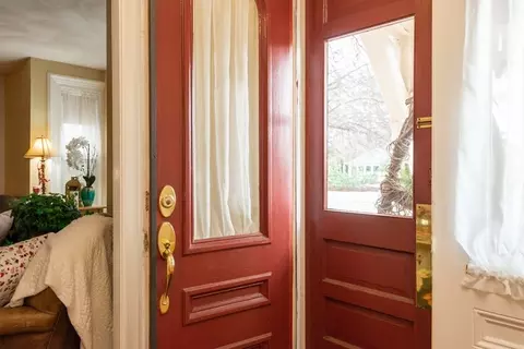 24 North St, Georgetown, MA 01833 photo 5
