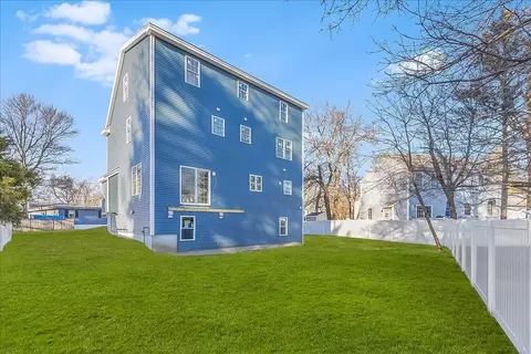 54 Track Rd, Reading, MA 01867 photo 6