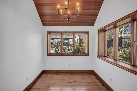 29 Wilson St, Reading, MA 01867 photo 7