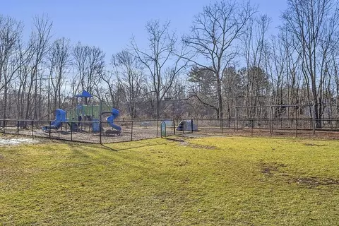 29 Wilson St, Reading, MA 01867 photo 24