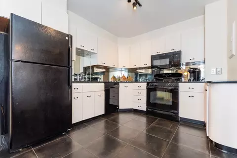 280 Boylston St #705, Newton, MA 02459