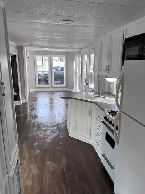1032 N Main St #8, Killingly, CT 06241 photo 7