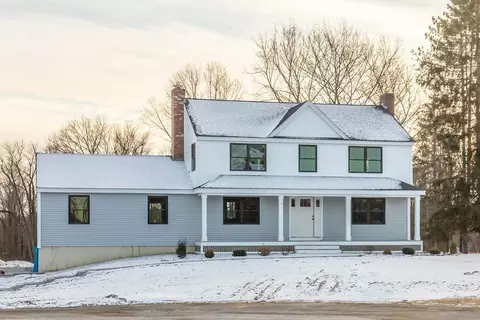 5 Major Boyd Dr #5, West Newbury, MA 01985