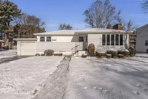 4 Celestine Ter, Stoneham, MA 02180