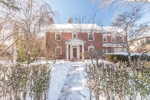 205 South St, Brookline, MA 02467