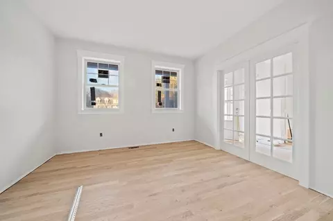 67 Brittany Dr, Cotuit, MA 02635 photo 9