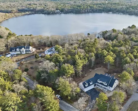 67 Brittany Dr, Cotuit, MA 02635 photo 2