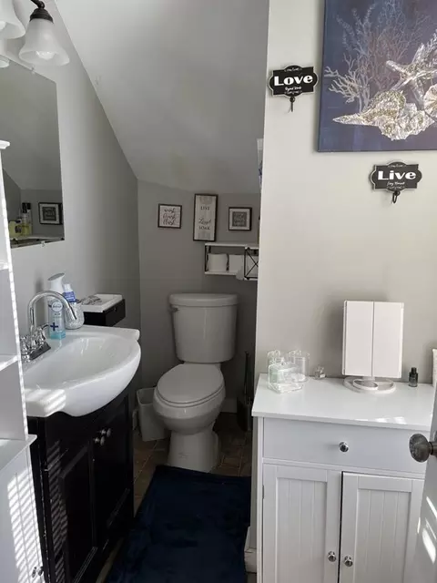 23 Preston St, Springfield, MA 01109 photo 12