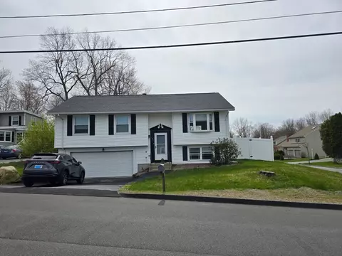 187 Chester St, Worcester, MA 01605