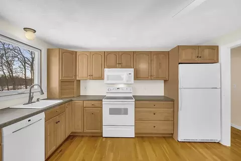 7 Cedar Hill Dr, Danvers, MA 01923 photo 8