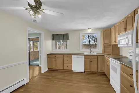 7 Cedar Hill Dr, Danvers, MA 01923 photo 7