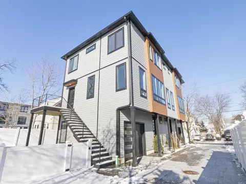 45 Fuller St #2, Waltham, MA 02453